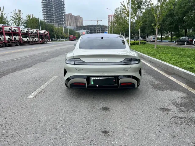 Xiaomi SU7 — Фото автомобиля 18