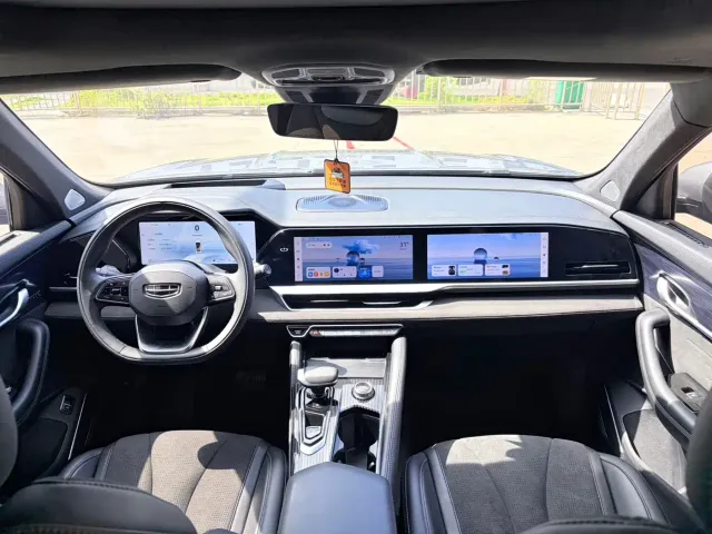 Geely Xingyue L — Фото автомобиля 11
