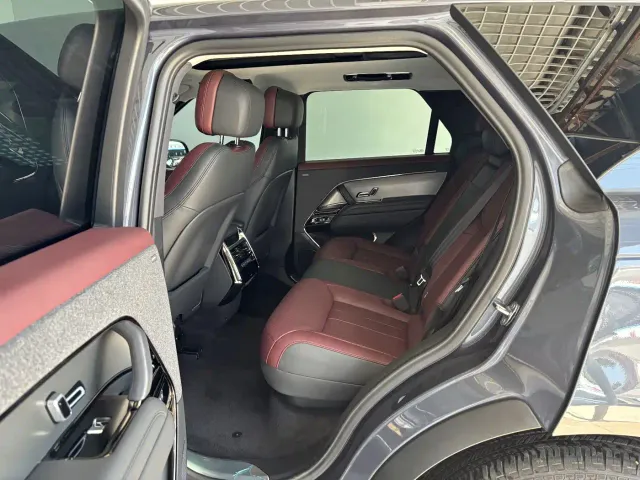 Land Rover Range Rover Sport — Фото автомобиля 20