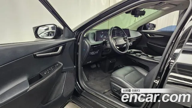 Kia EV6 — Фото автомобиля 15