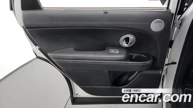 Hyundai Palisade Palisade (LX3) Бензин 2.5T 2WD 9 мест — Фото автомобиля 24