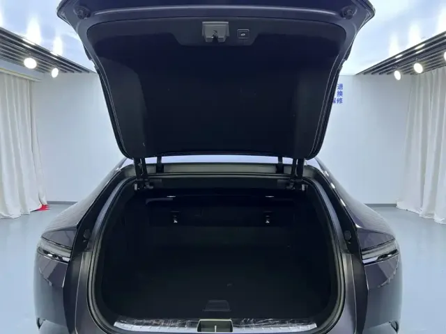 Avatr Avatr 12 2025 Max Pure Electric Edition — Фото автомобиля 26