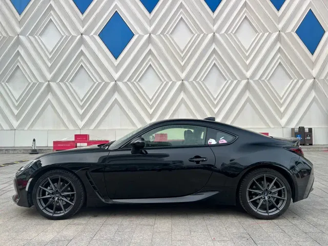 Subaru BRZ — Фото автомобиля 7