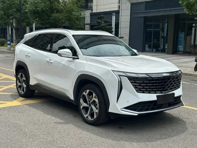 Geely Boyue L — Фото автомобиля 3