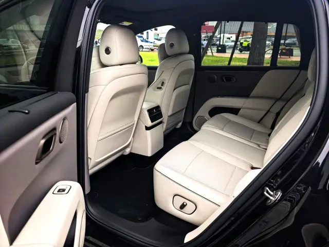 Li Auto i6 — Фото автомобиля 6