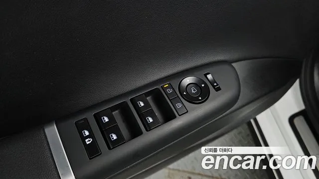 Hyundai Grandeur GN7 — Фото автомобиля 27