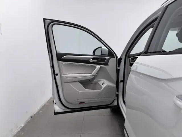 Volkswagen Tayron — Фото автомобиля 8