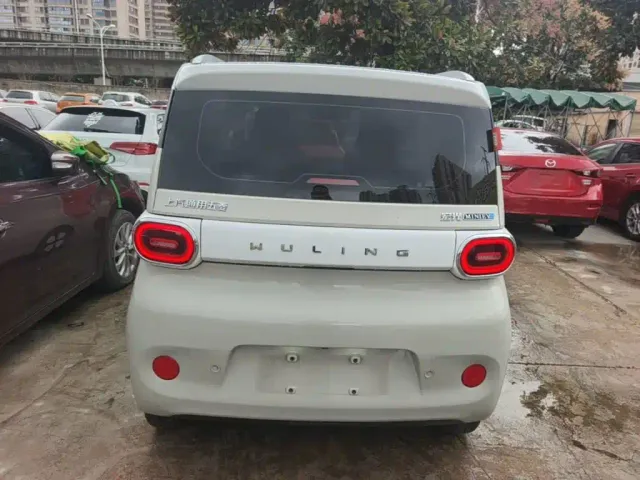 Wuling Hongguang Mini EV — Фото автомобиля 5