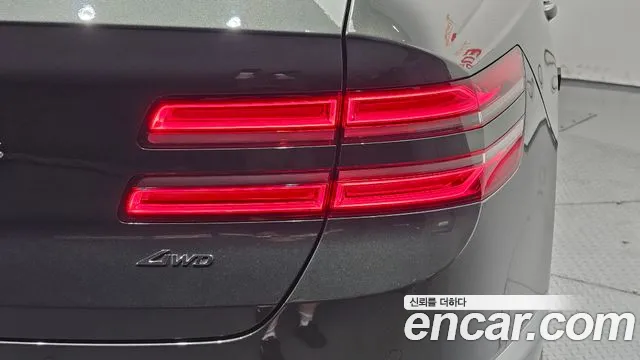 Genesis GV80 — Фото автомобиля 8