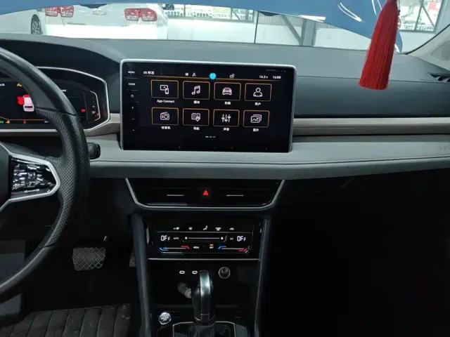 Volkswagen Tharu — Фото автомобиля 13
