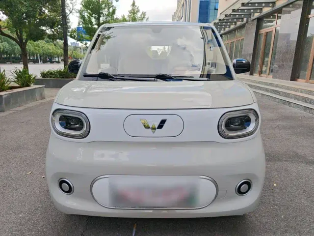 Wuling Hongguang Mini EV — Фото автомобиля 9