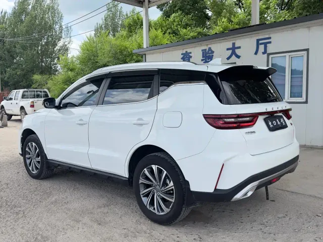 Geely Vision X6 — Фото автомобиля 12