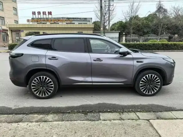 Exeed Starway E05 — Фото автомобиля 6