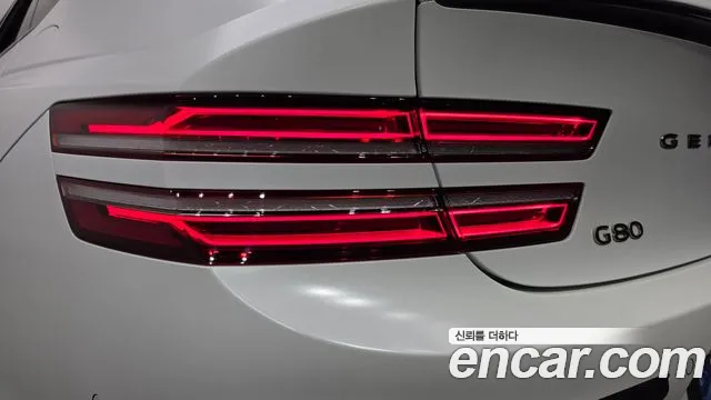 Genesis G80 Бензин 3.5 турбо AWD — Фото автомобиля 17