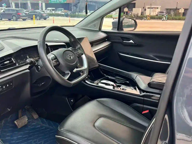 Hyundai Custo — Фото автомобиля 7