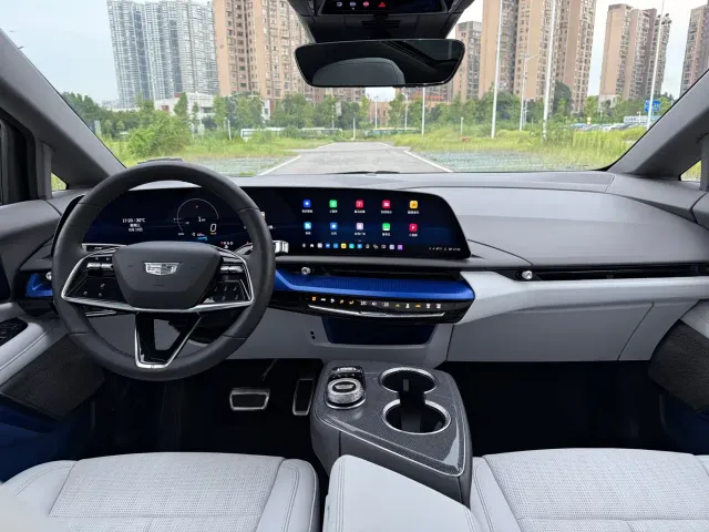 Cadillac Optiq — Фото автомобиля 7