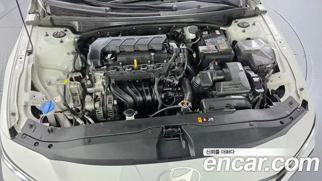 Hyundai Avante CN7 — Фото автомобиля 6
