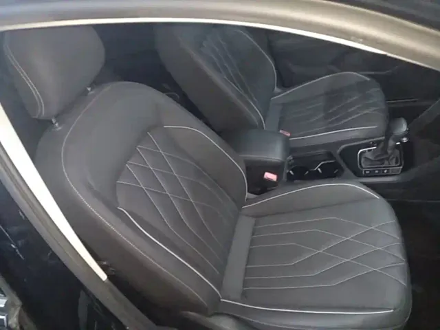 Volkswagen Tiguan L — Фото автомобиля 24