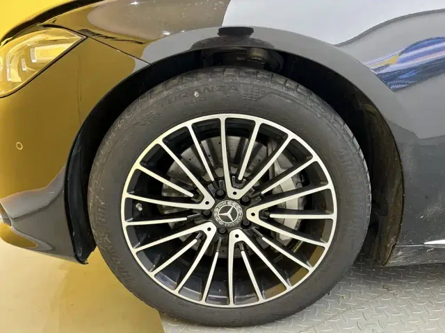 Mercedes-Benz S-Class — Фото автомобиля 10
