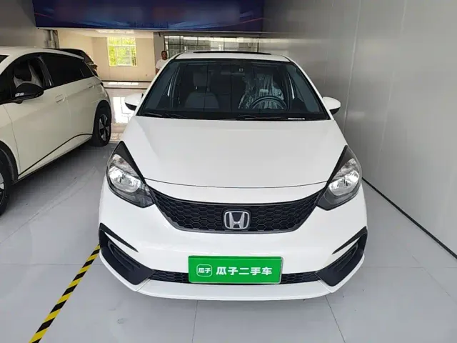 Honda Fit — Фото автомобиля 2