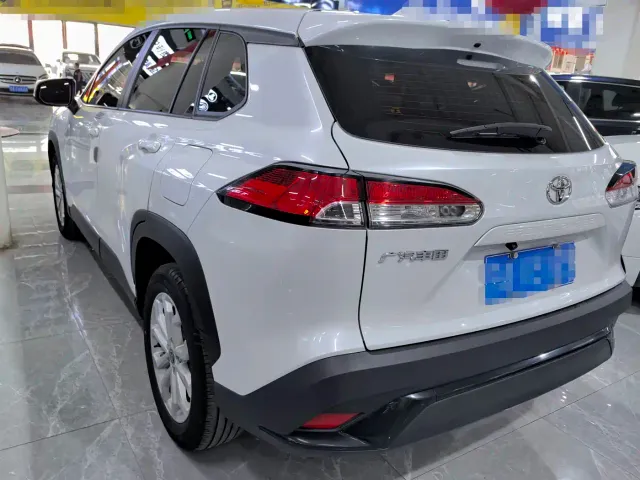 Toyota Frontlander — Фото автомобиля 4
