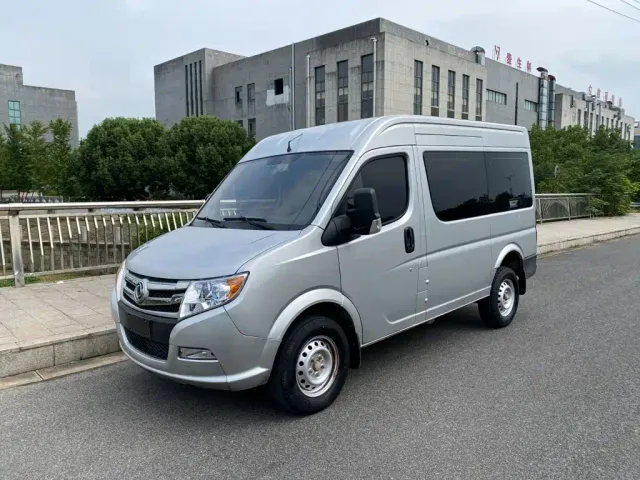 Фотография автомобиля — Dongfeng Yufeng
