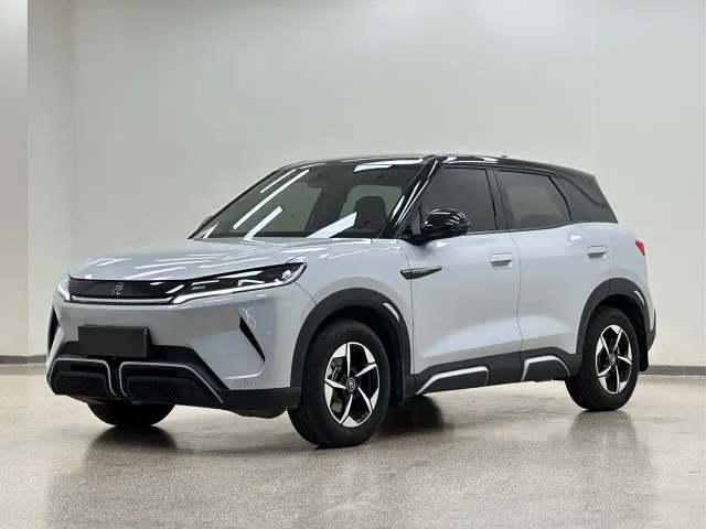 Фотография автомобиля — BYD Yuan UP