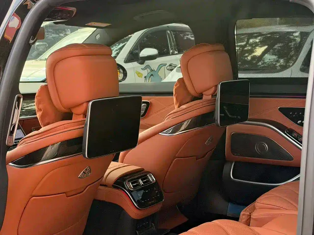 Mercedes-Benz Maybach S-Class — Фото автомобиля 12