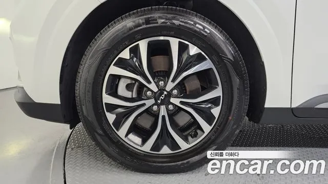 Kia Canival Carnival 4 поколение Дизель 9 мест Prestige — Фото автомобиля 5