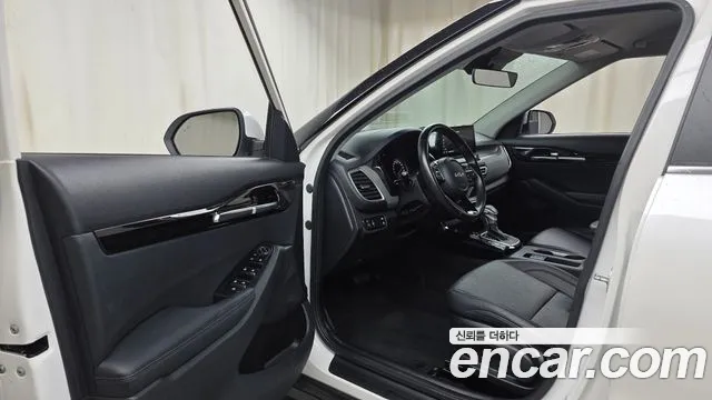 Kia Seltos Seltos Бензин 1.6 турбо 2WD — Фото автомобиля 10