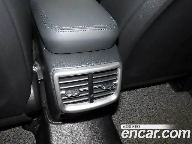 Kia K5 Новый K5 3 поколение 2.0 LPi(Для проката) — Фото автомобиля 18