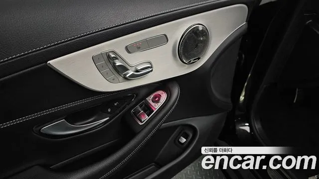 Mercedes-Benz C-Class — Фото автомобиля 18