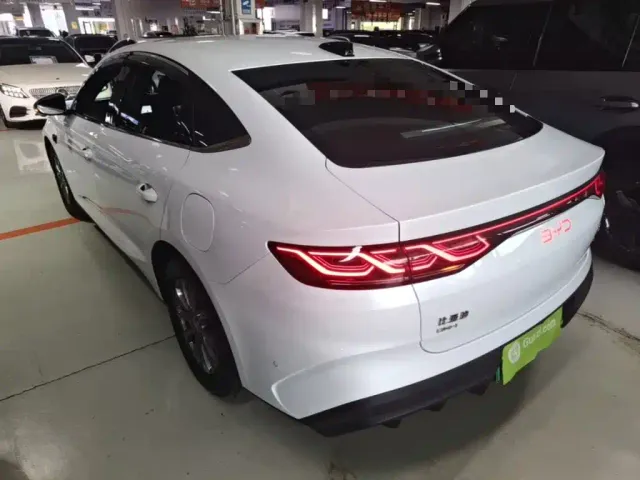 BYD Qin L — Фото автомобиля 4
