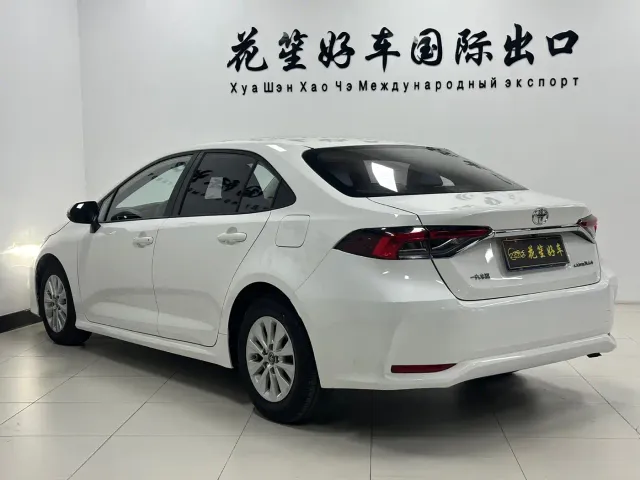 Toyota Corolla — Фото автомобиля 5