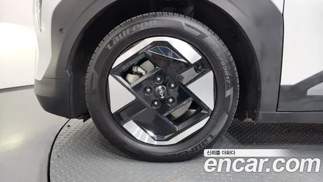 Kia EV3 — Фото автомобиля 5