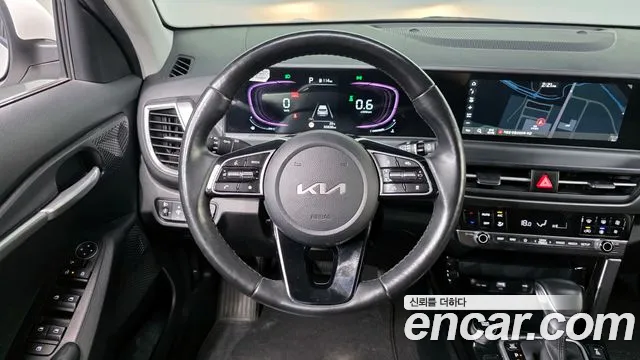 Kia Seltos — Фото автомобиля 12
