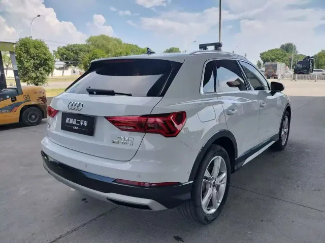 Audi Q3 — Фото автомобиля 5