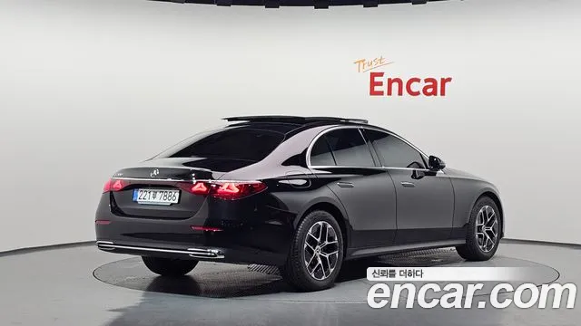 Mercedes-Benz E-Class W214 — Фото автомобиля 2