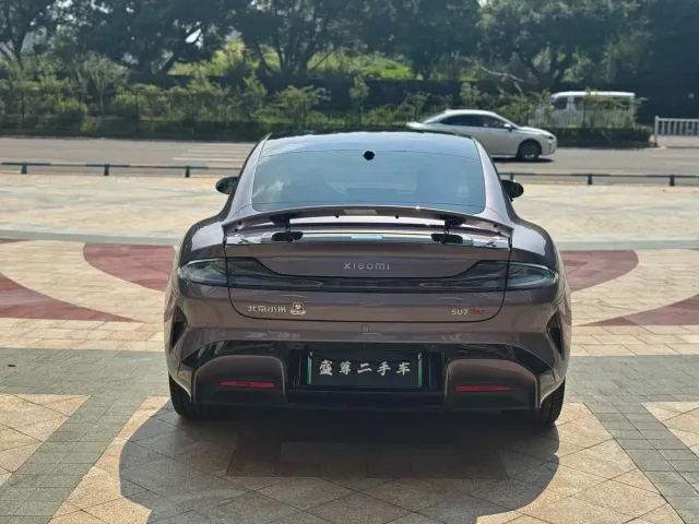 Xiaomi SU7 — Фото автомобиля 17