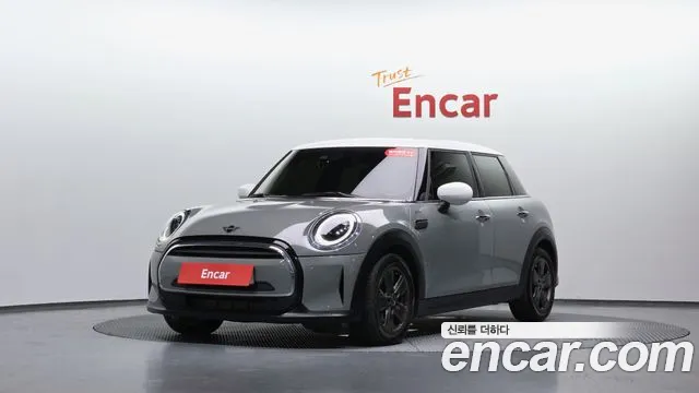 Mini Cooper Cooper 5 дверей Classic — Фото автомобиля 11