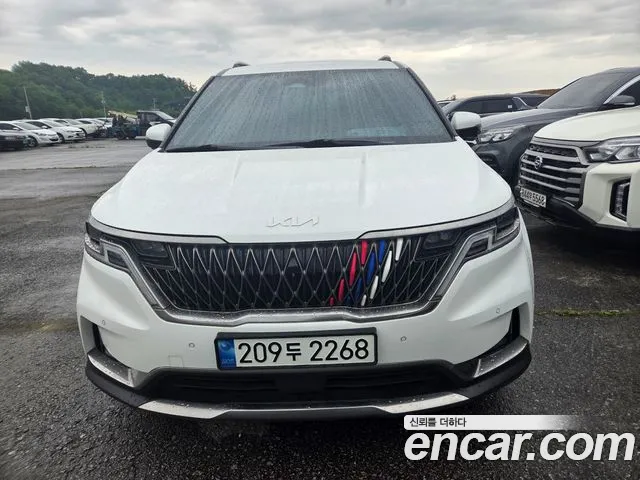Фотография автомобиля — Kia Carnival Generation 4