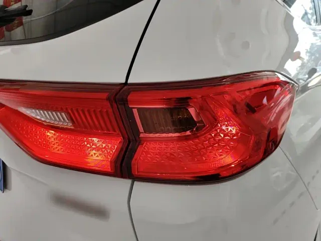 Haval M6 — Фото автомобиля 7