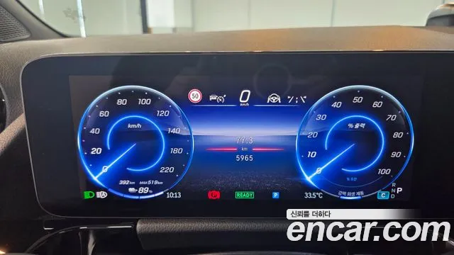 Mercedes-Benz EQA — Фото автомобиля 8
