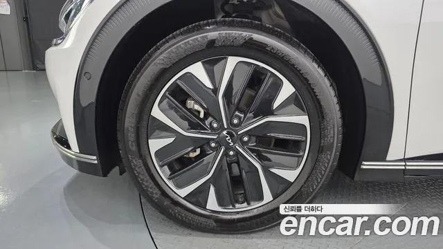 Kia EV6 — Фото автомобиля 5