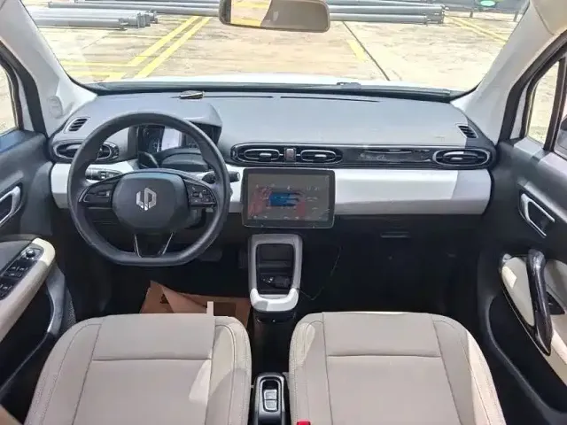 Leapmotor T03 — Фото автомобиля 8