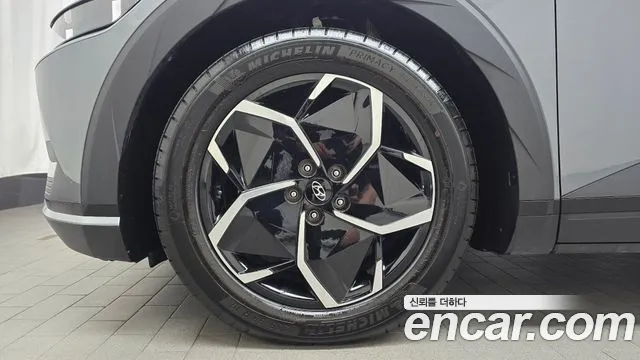 Hyundai Ioniq 5 — Фото автомобиля 5