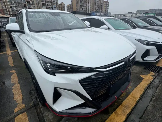Changan X5 Plus — Фото автомобиля 2