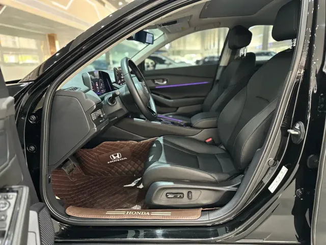 Honda Accord — Фото автомобиля 10