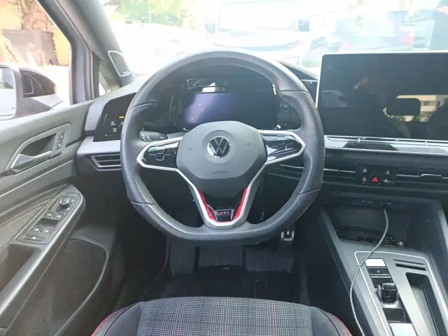Volkswagen Golf GTI — Фото автомобиля 6