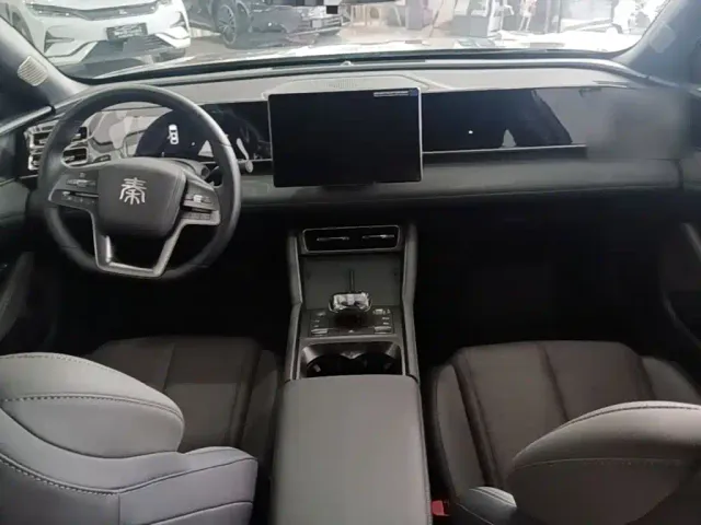 BYD Qin L — Фото автомобиля 5